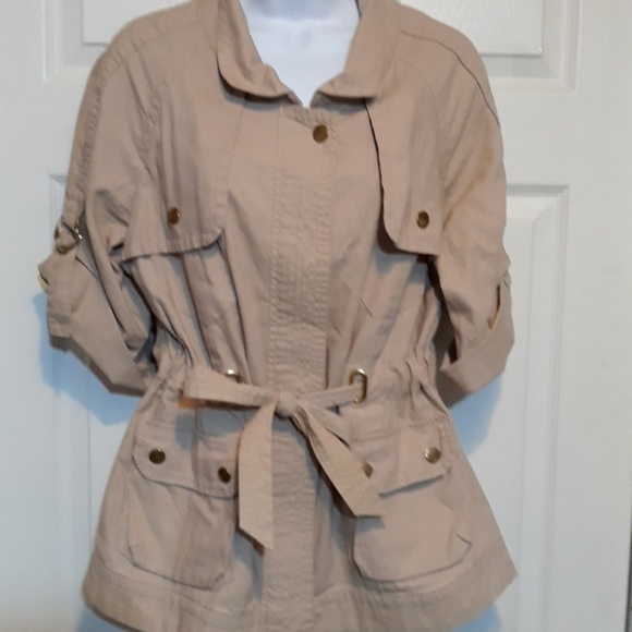 AMI top - Picture 1 of 7